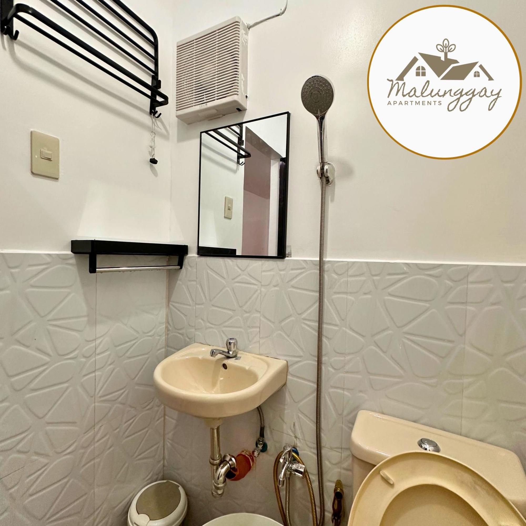 Malunggay Apartments มาริเวเลส ภายนอก รูปภาพ